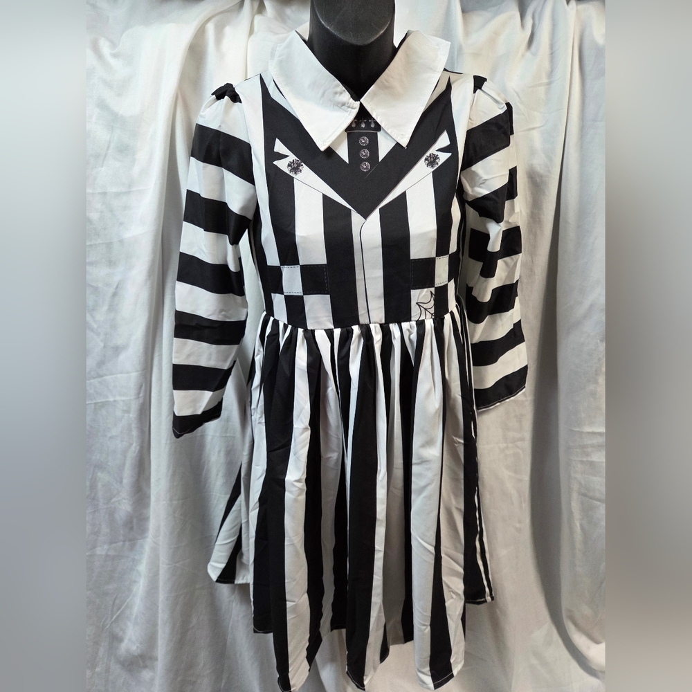 Costume